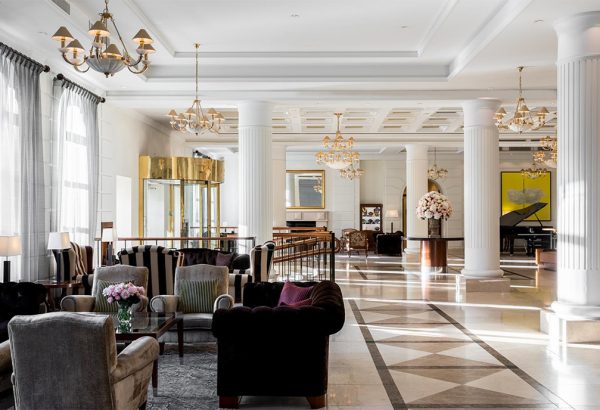 Istorinis viešbutis atsinaujina: „Kempinski“ keičia „Curio Collection by Hilton“